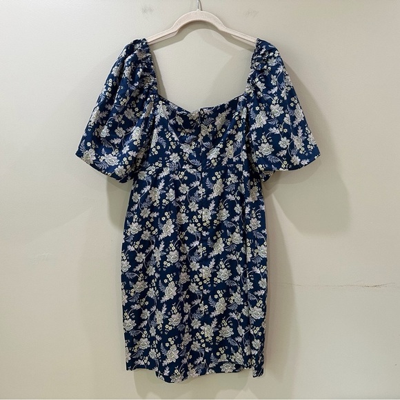 Boden Mini Dress great British style Cutout Puff Sleeve Floral Navy Blue size 6 - Picture 2 of 9